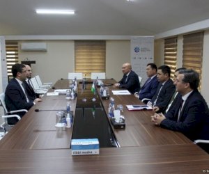    MEDİA-da Özbəkistanın Milli İnformasiya Agentliyinin rəhbərliyi ilə görüş keçirildi   - Fotolar