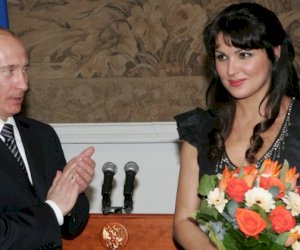    Putinin vəkili müharibəyə qarşı çıxdı: “Keçmiş hərəkətlərimə görə təəssüflənirəm“   
