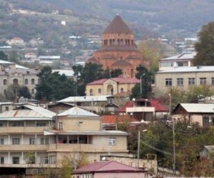    Ermənilər Qarabağda 5 minə yaxın mənzili satışa çıxarıb   