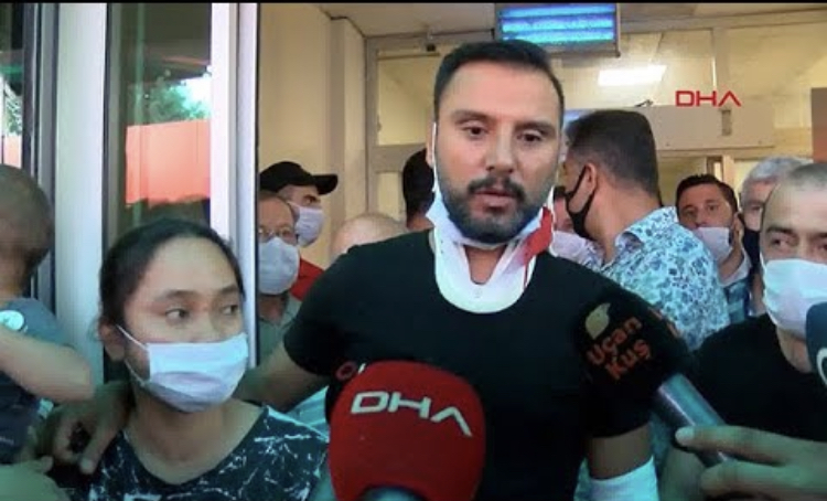 Müğənni canlı yayımda koronavirus peyvəndi vurduracaq