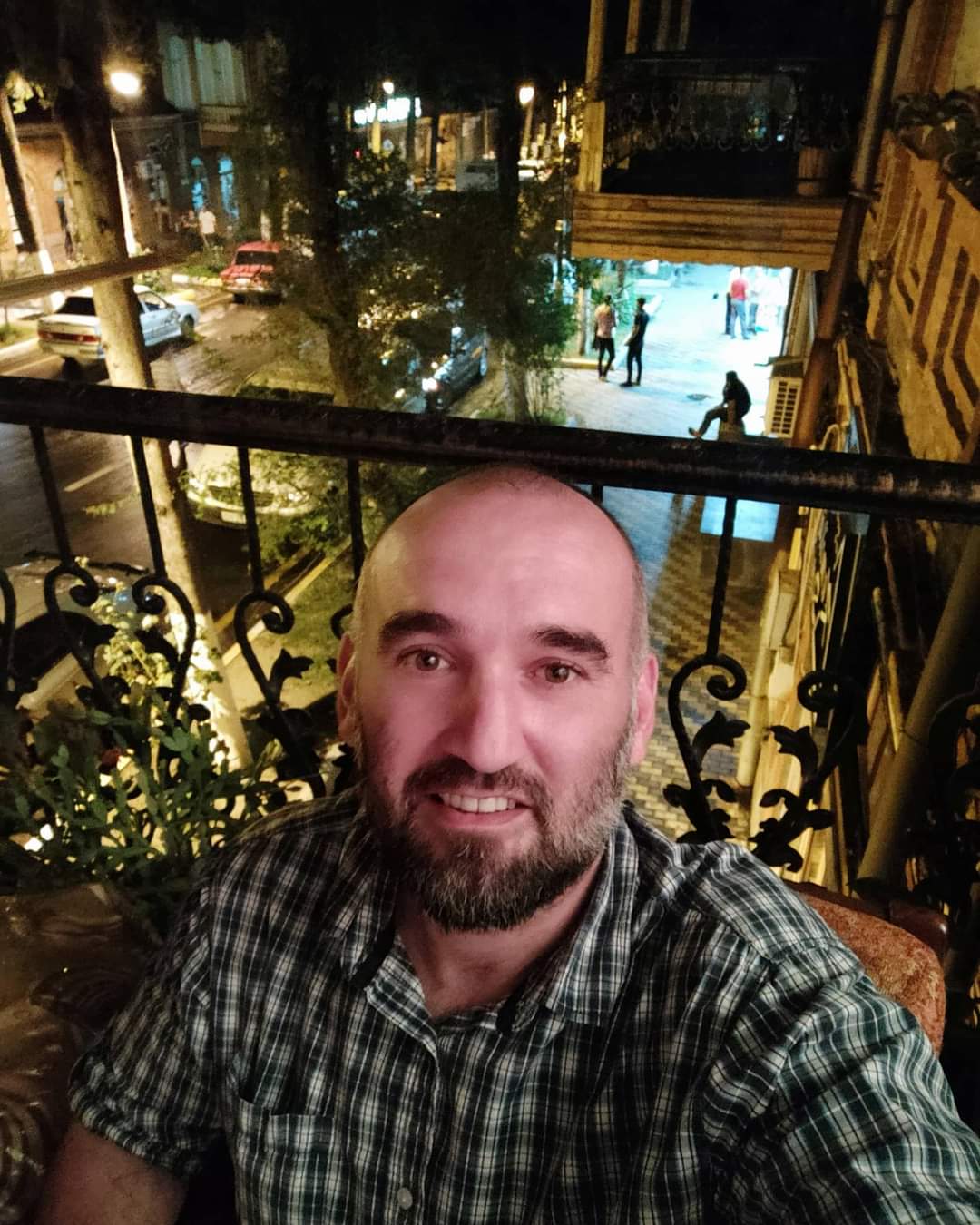 İlham Nəsirovun şirkəti azərbaycanlıları kölə qiymətinə işlədir - Fotolar İlham Nəsirovun şirkəti azərbaycanlıları kölə qiymətinə işlədir - Fotolar