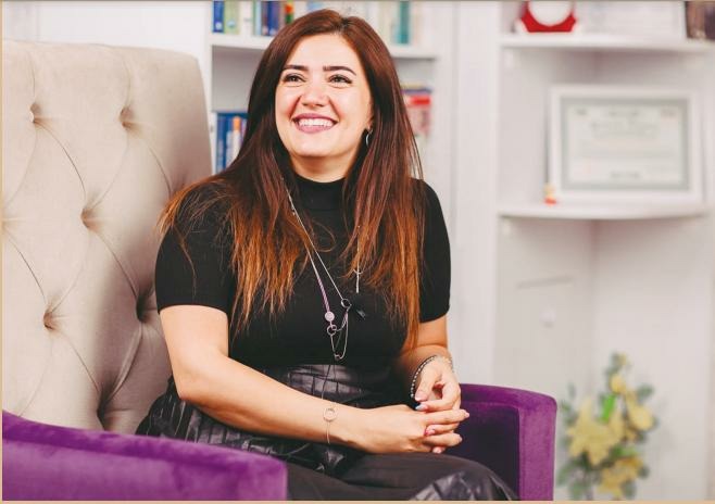“...qadın nəzarətsiz qalanda xəyanətə meyilli olur” - Ailələri kim dağıdır? “...qadın nəzarətsiz qalanda xəyanətə meyilli olur” - Ailələri kim dağıdır?