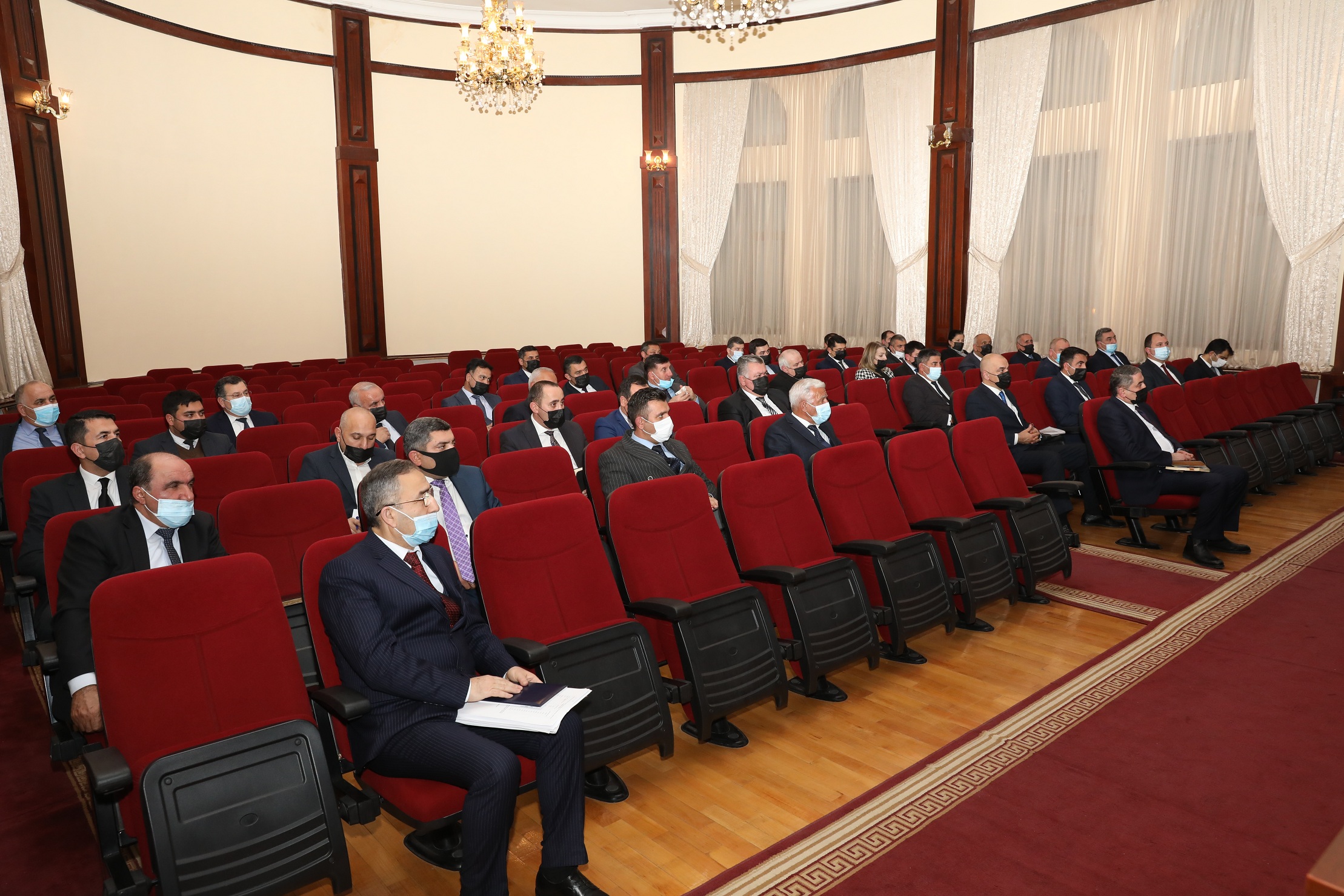 İcra başçısı tabeliyində çalışanlara ciddi tapşırıqlar verdi İcra başçısı tabeliyində çalışanlara ciddi tapşırıqlar verdi